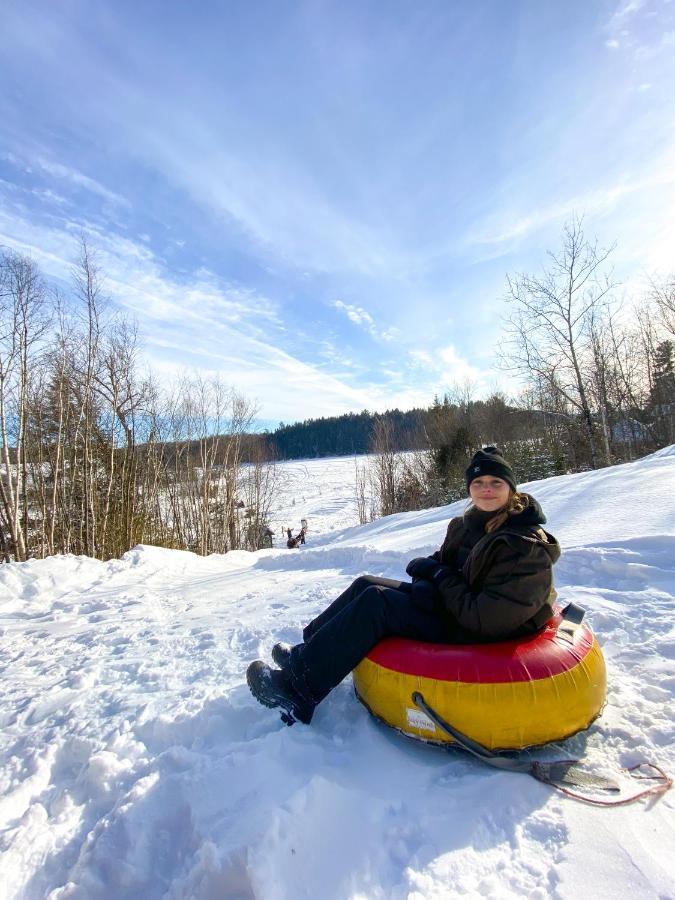 Pourvoirie Du Lac Blanc เซนต์ อเล็กซิส เด มองส์ ภายนอก รูปภาพ